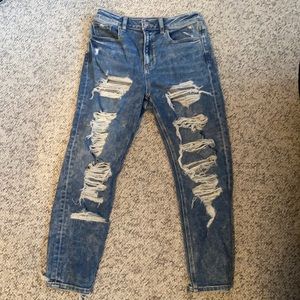 American Eagle Mom Jeans